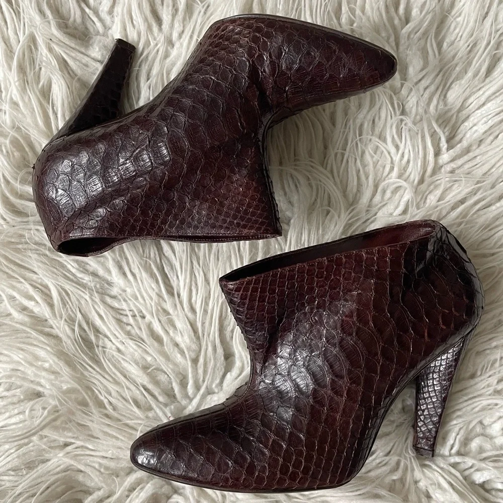 Balenciaga Brown Python Snake Leather Pointed Toe Heeled Ankle Bootie Size 39